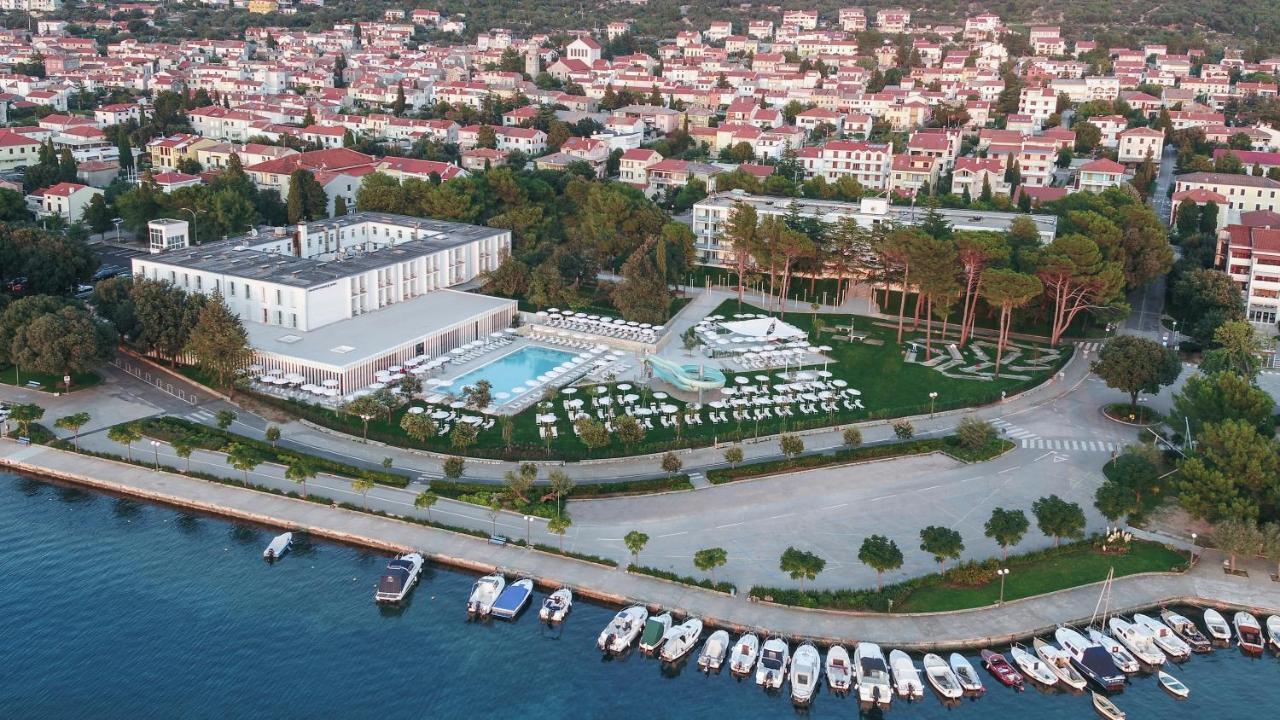 Falkensteiner Hotel Park Punat Exteriör bild