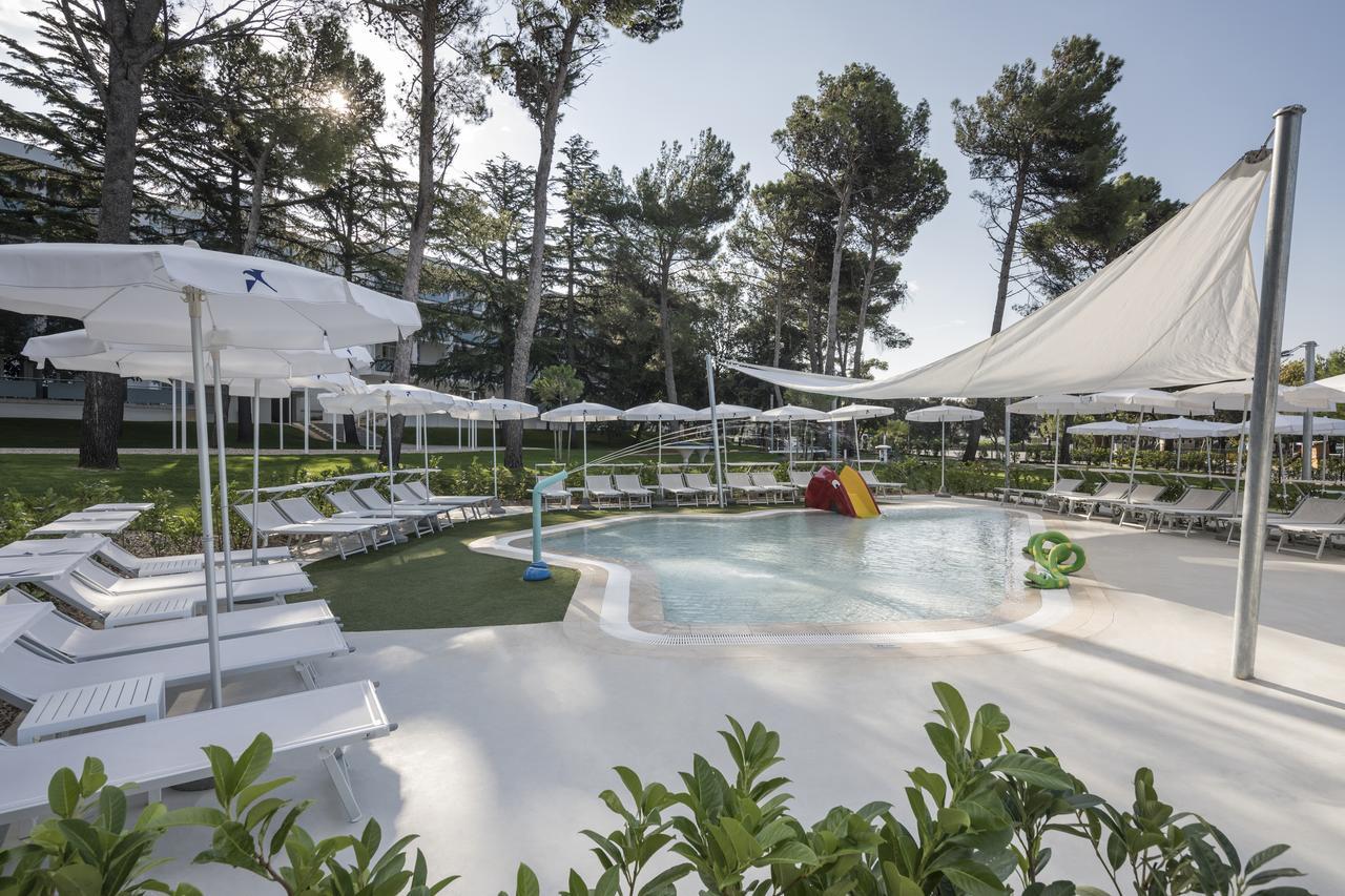Falkensteiner Hotel Park Punat Exteriör bild