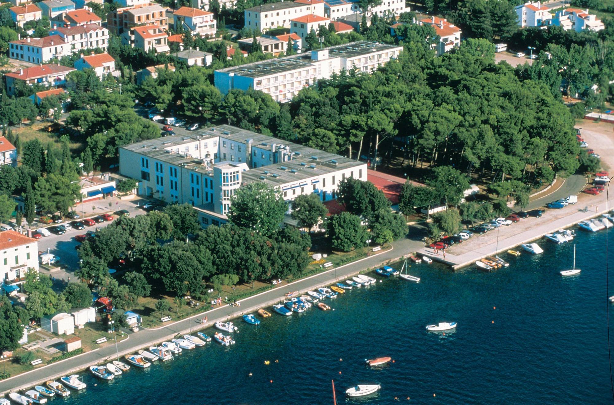 Falkensteiner Hotel Park Punat Exteriör bild